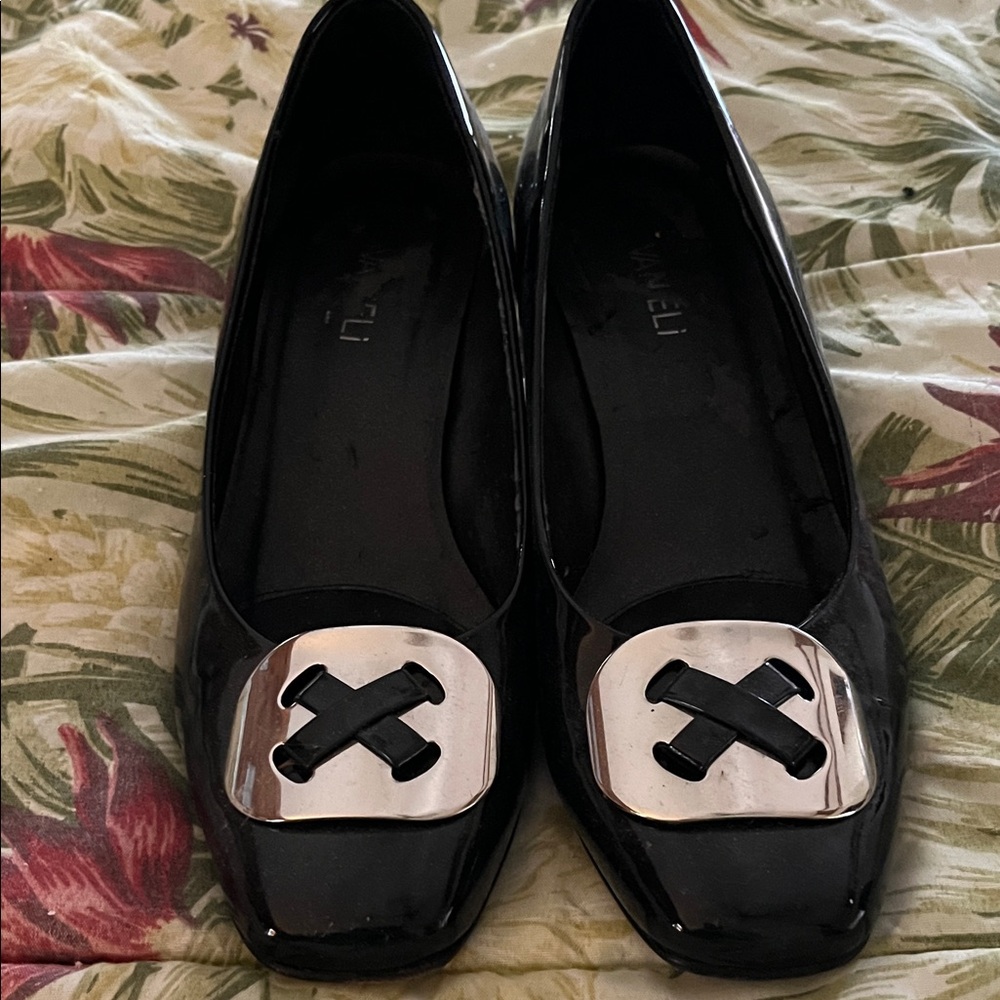 Van Eli Black Heels with Silver Detail
